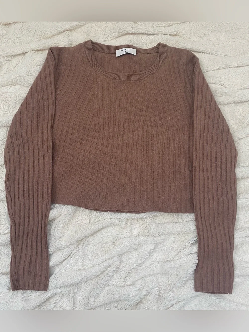 Babaton Aritzia ribbed brown cropped sweater Sz M